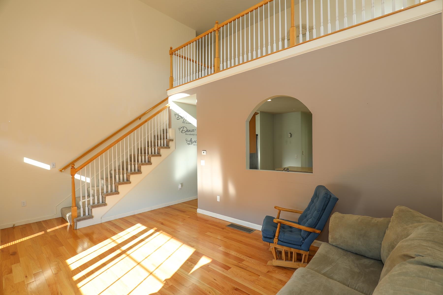 16 Carriage Road, Unit 16 Litchfield, NH 03052 - Photo 7 of 28