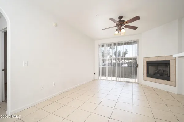 $175,000 | 2929 West Yorkshire Drive, Unit 1072, Phoenix, AZ 85027