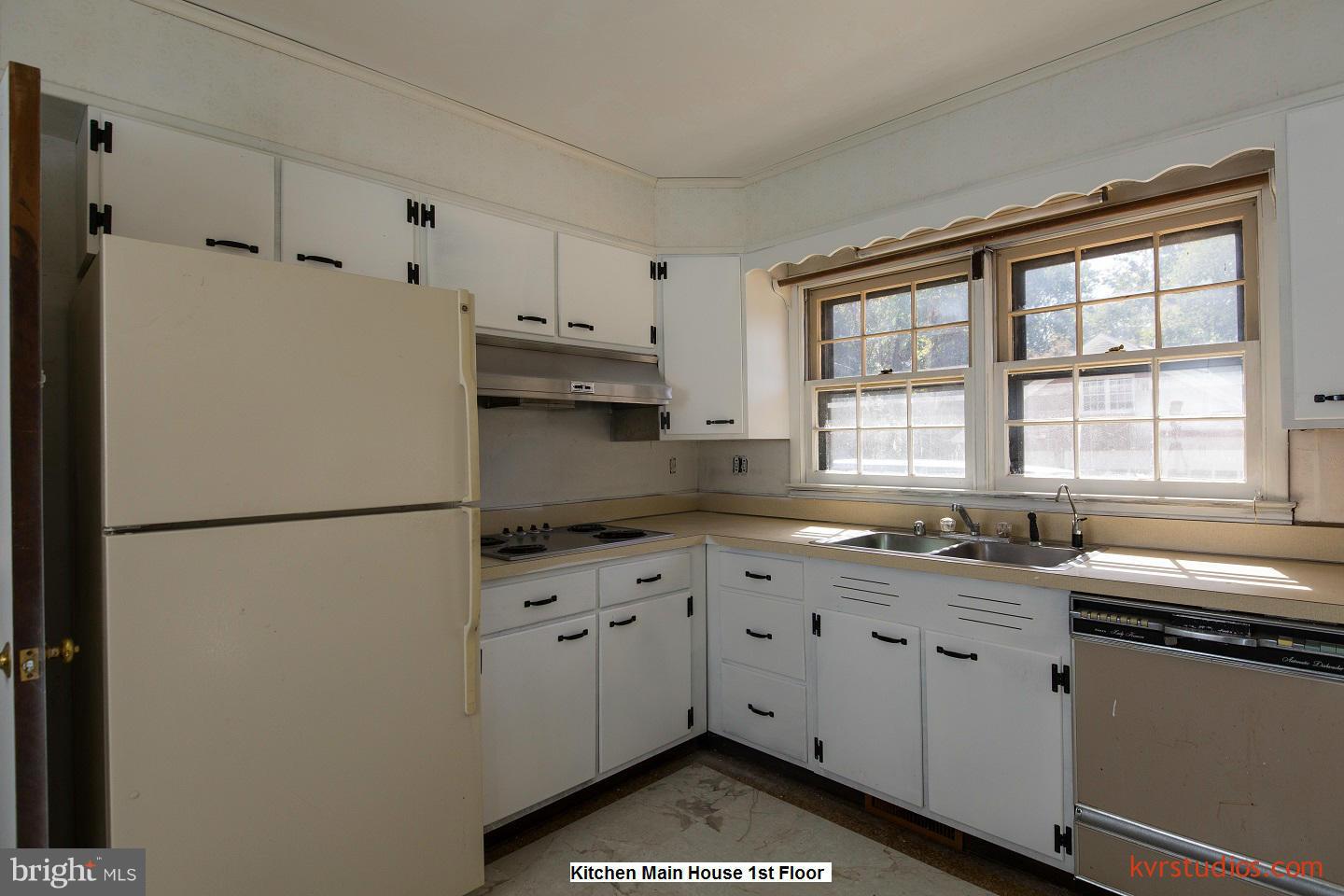 10654 Gunston Road Lorton, VA 22079 - Photo 14 of 23 Kitchen