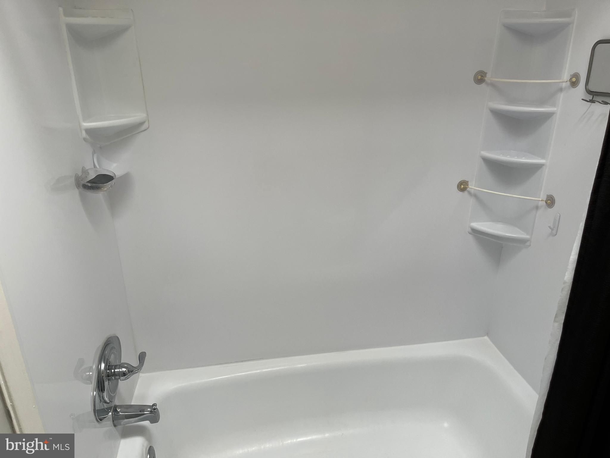 12406 Medford Road Philadelphia, PA 19154 - Photo 14 of 24 Bathfitter tub/shower surround