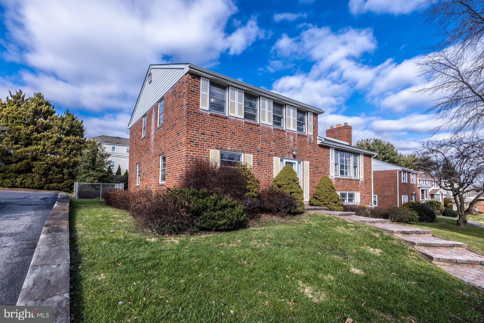 130 Harned Road Springfield, PA 19064 - Photo 2 of 39