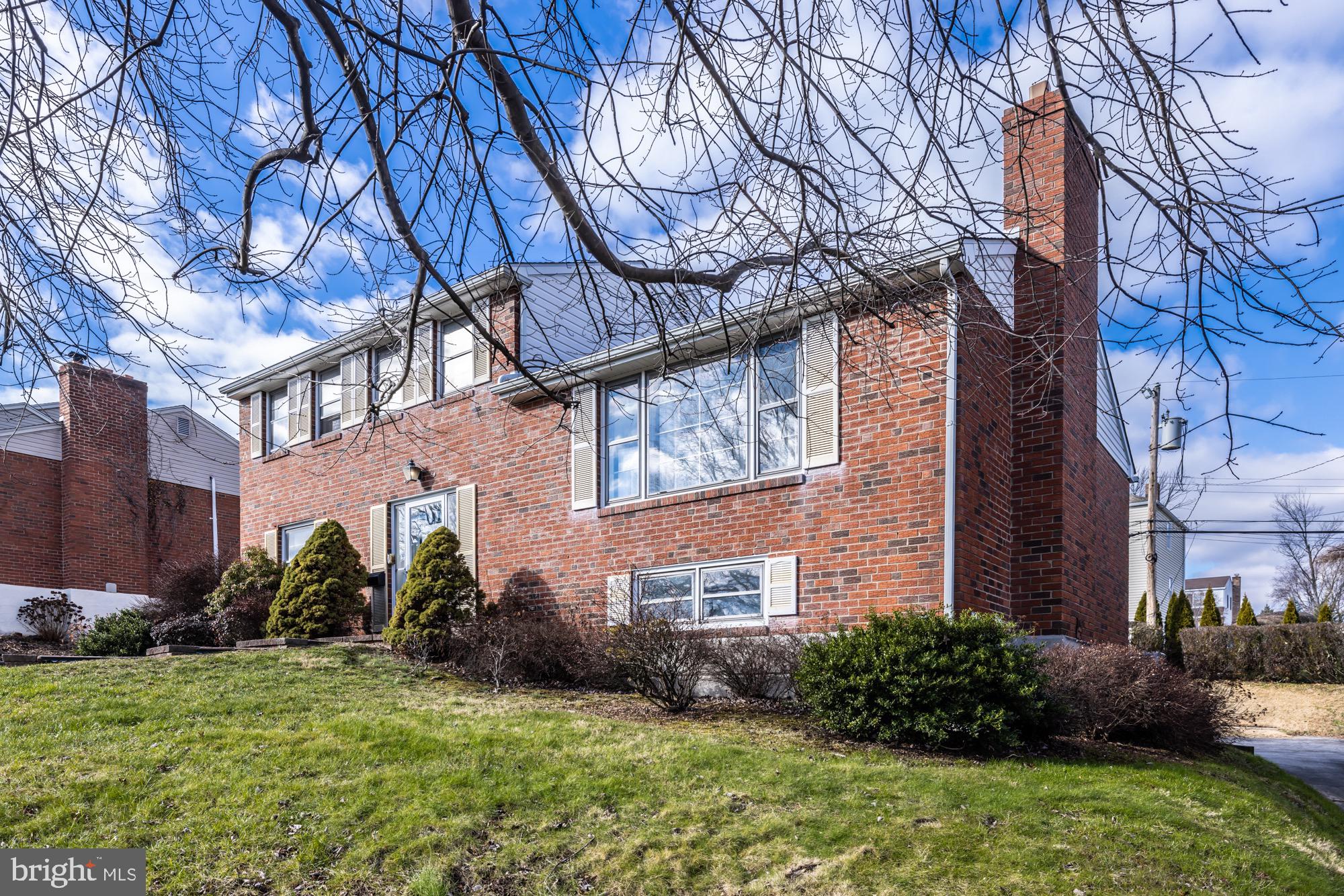 130 Harned Road Springfield, PA 19064 - Photo 3 of 39