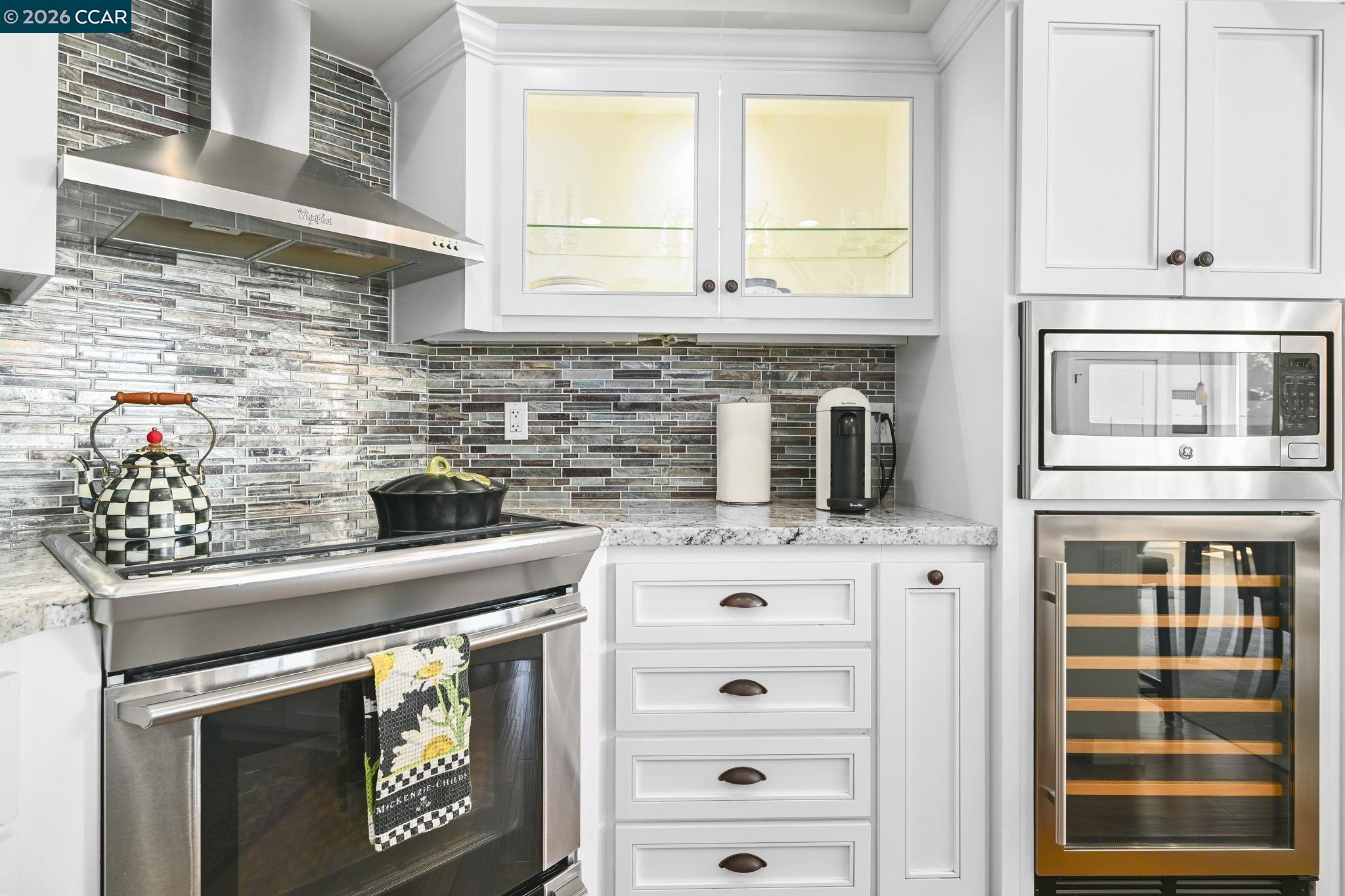 3033 Golden Rain Road, Unit 6 Walnut Creek, CA 94595 - Photo 10 of 40