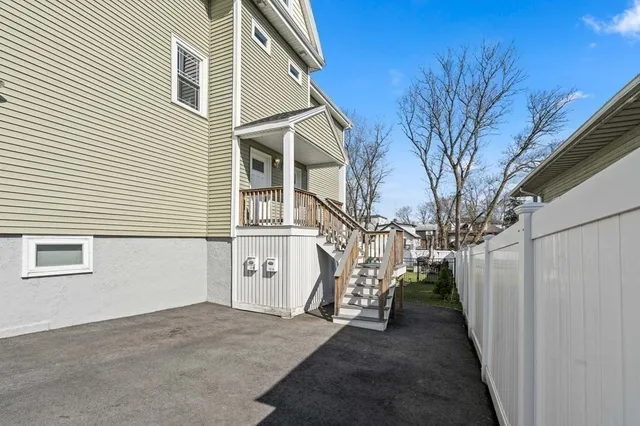 $3,600 | 127 Harris Street, Unit F, Revere, MA 02151