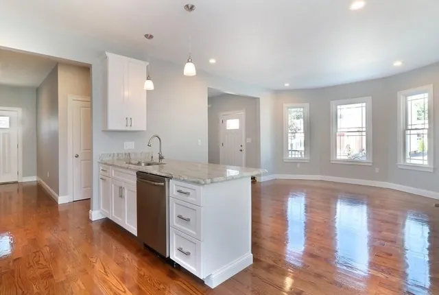 $3,600 | 127 Harris Street, Unit F, Revere, MA 02151