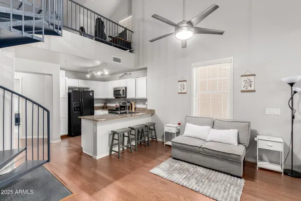 $2,275 | 4302 East Jasper Drive, Gilbert, AZ 85296