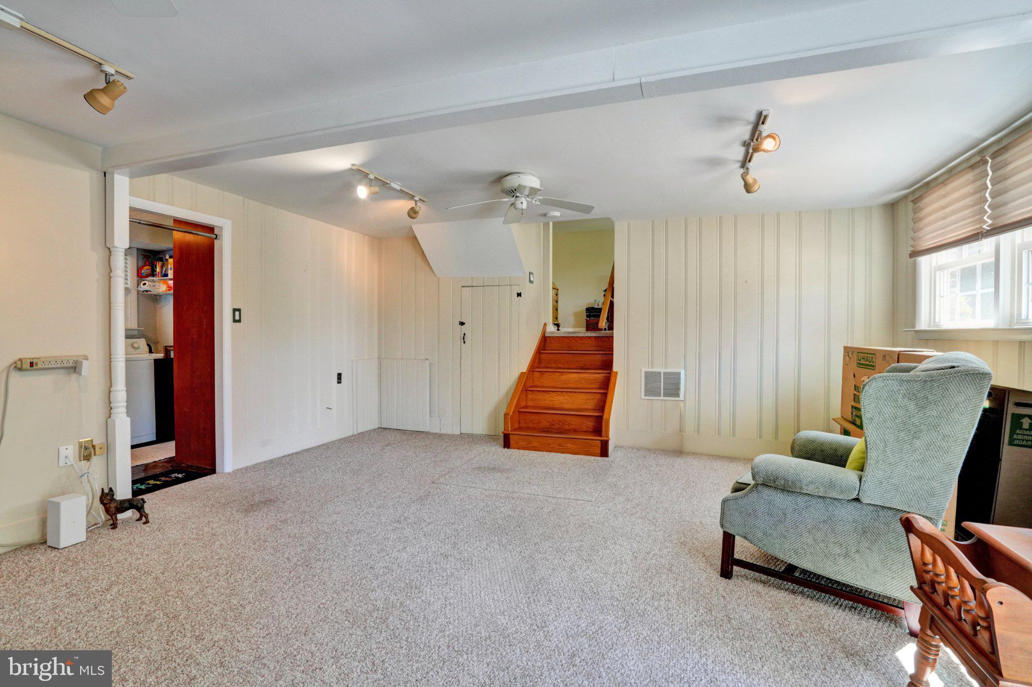 1042 Davis Grove Road Ambler, PA 19002 - Photo 10 of 40 Gallery Image 10