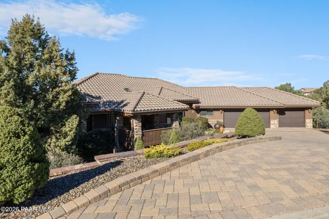$1,280,000 | 344 Summit Pointe Drive, Prescott, AZ 86303