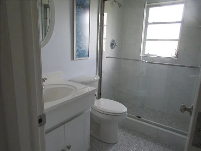 $1,975 | 7008 West Country Club Drive North, Unit 136, Sarasota, FL 34243