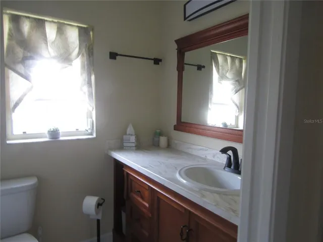 $1,975 | 7008 West Country Club Drive North, Unit 136, Sarasota, FL 34243