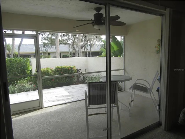 $1,975 | 7008 West Country Club Drive North, Unit 136, Sarasota, FL 34243