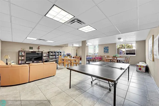 $3,100 | 1401 South Ocean Drive, Unit 401, Hollywood, FL 33019