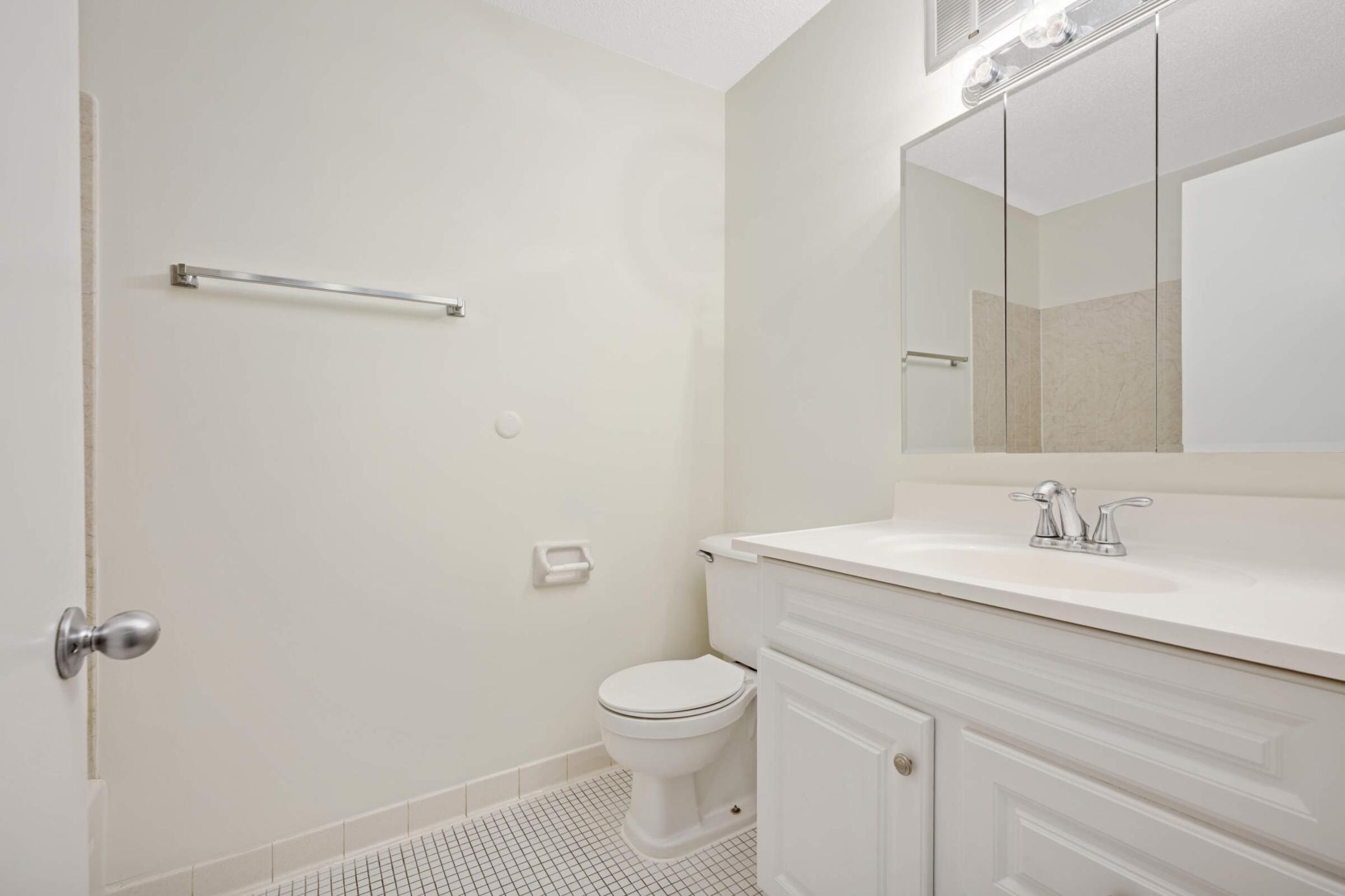 4130 Rahn Road, Unit 310 Eagan, MN 55122 - Photo 17 of 21 Gallery Image 17