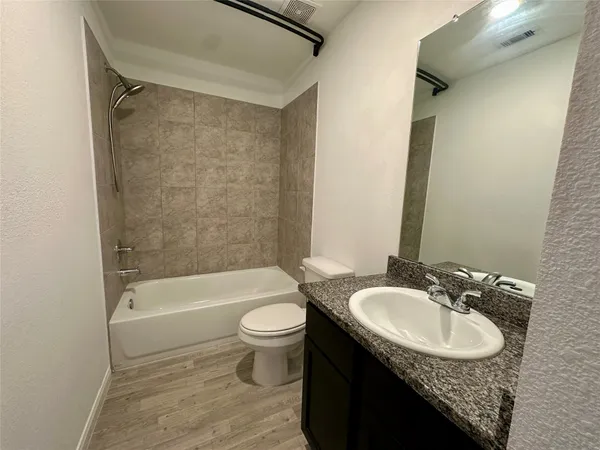 $1,270 | 16635 Colleen Place, Conroe, TX 77306