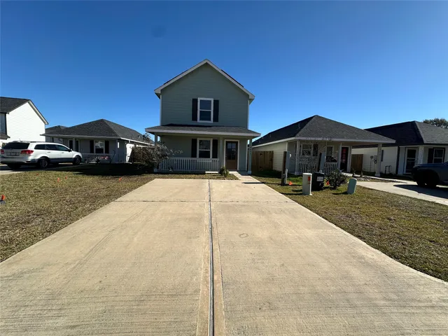 $1,400 | 16635 Colleen Place, Conroe, TX 77306