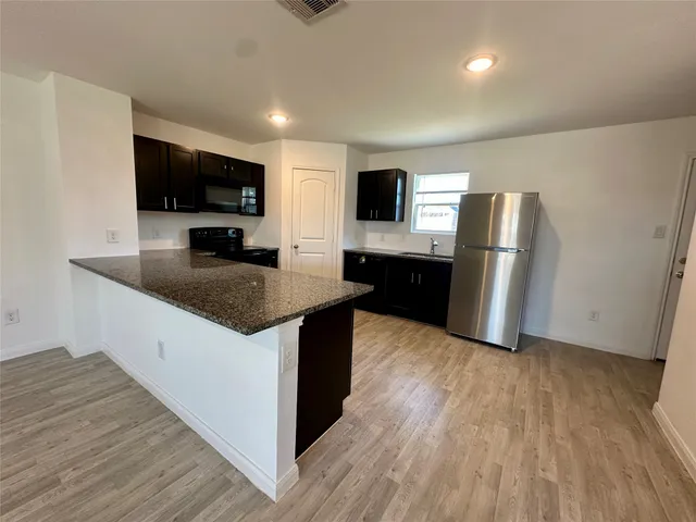 $1,500 | 16635 Colleen Place, Conroe, TX 77306