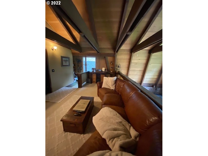 41945 Southeast Dover Court Sandy, OR 97055 - Photo 14 of 32 a living room with furniture and a large window
