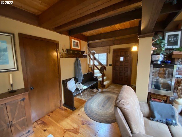 41945 Southeast Dover Court Sandy, OR 97055 - Photo 20 of 32 a living room with furniture and a fireplace