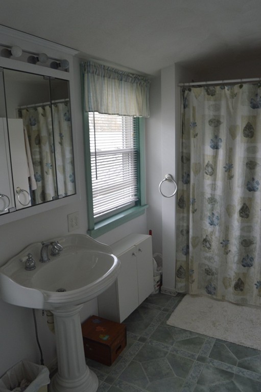 4 Nipmuc Road Framingham, MA 01702 - Photo 13 of 20 Gallery Image 13
