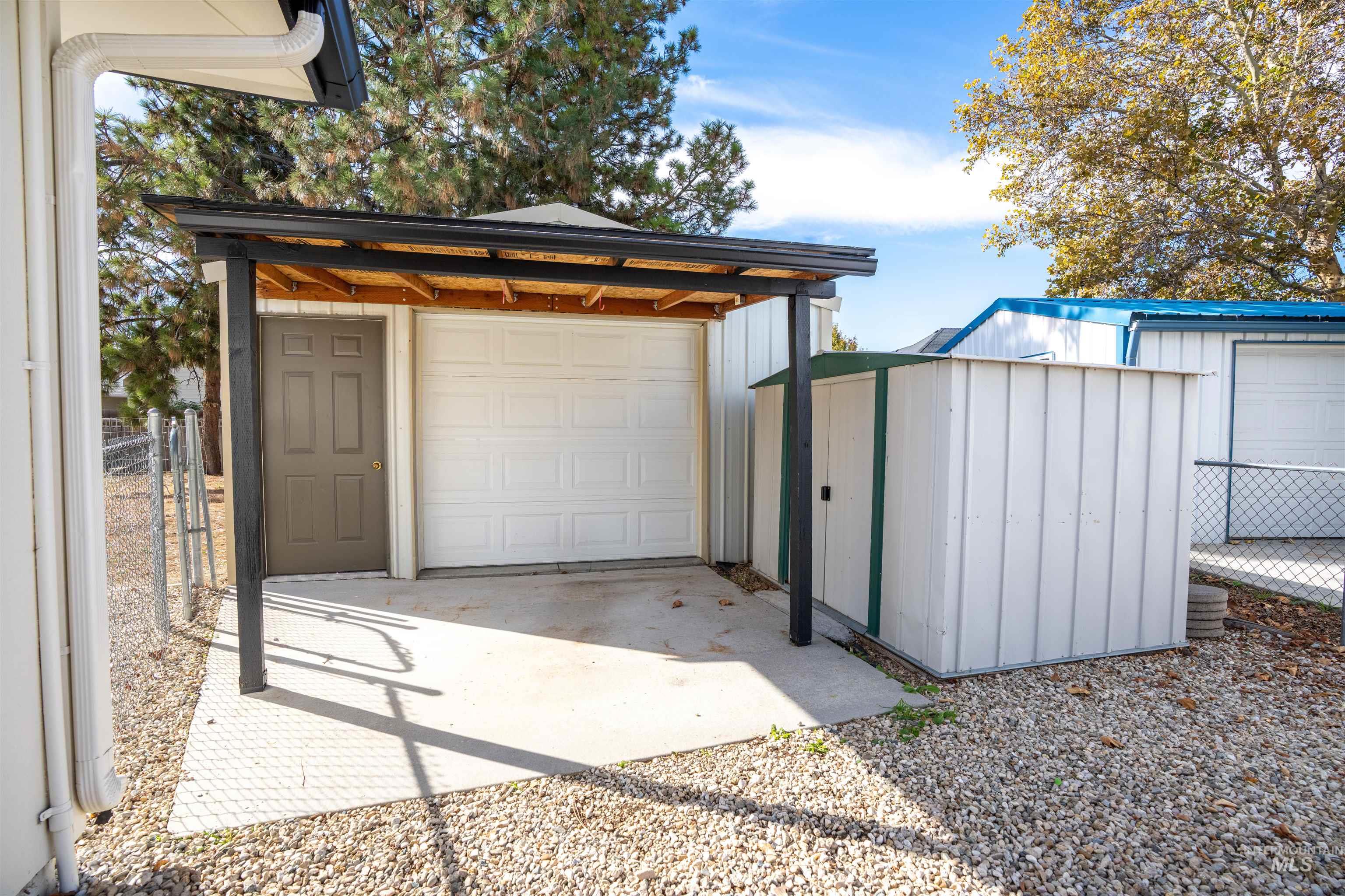 4667 Shawnee Way Boise, ID 83709 - Photo 3 of 24 View of garage