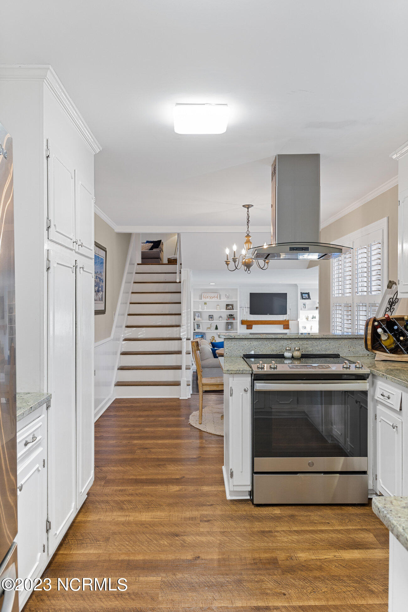 1921 Hawthorne Road Wilmington, NC 28403 - Photo 10 of 42 010_1921_hawthrone_rd-10