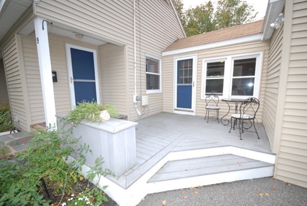 9 Virginia Road Andover, MA 01810 - Photo 3 of 28 Gallery Image 3