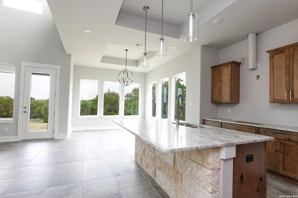 $2,900 | 1314 Clayton Nolen Drive, Horseshoe Bay, TX 78657