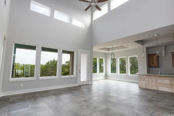 $2,900 | 1314 Clayton Nolen Drive, Horseshoe Bay, TX 78657