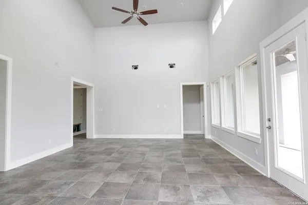 $2,900 | 1314 Clayton Nolen Drive, Horseshoe Bay, TX 78657