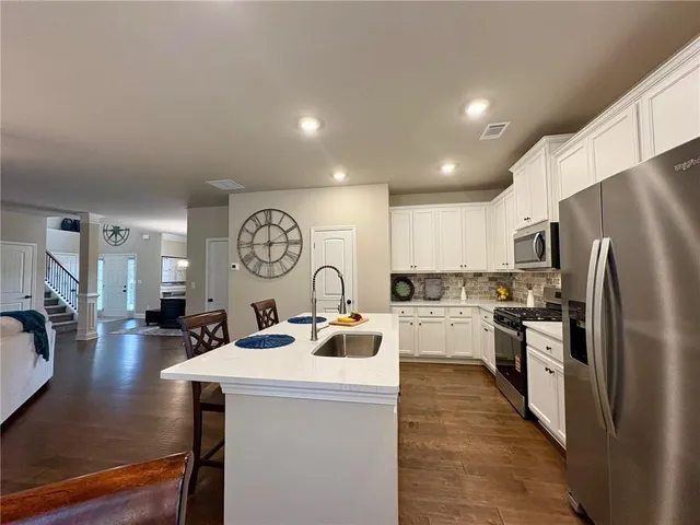 $498,890 | 986 Lakeview Oaks Court, Grayson, GA 30017