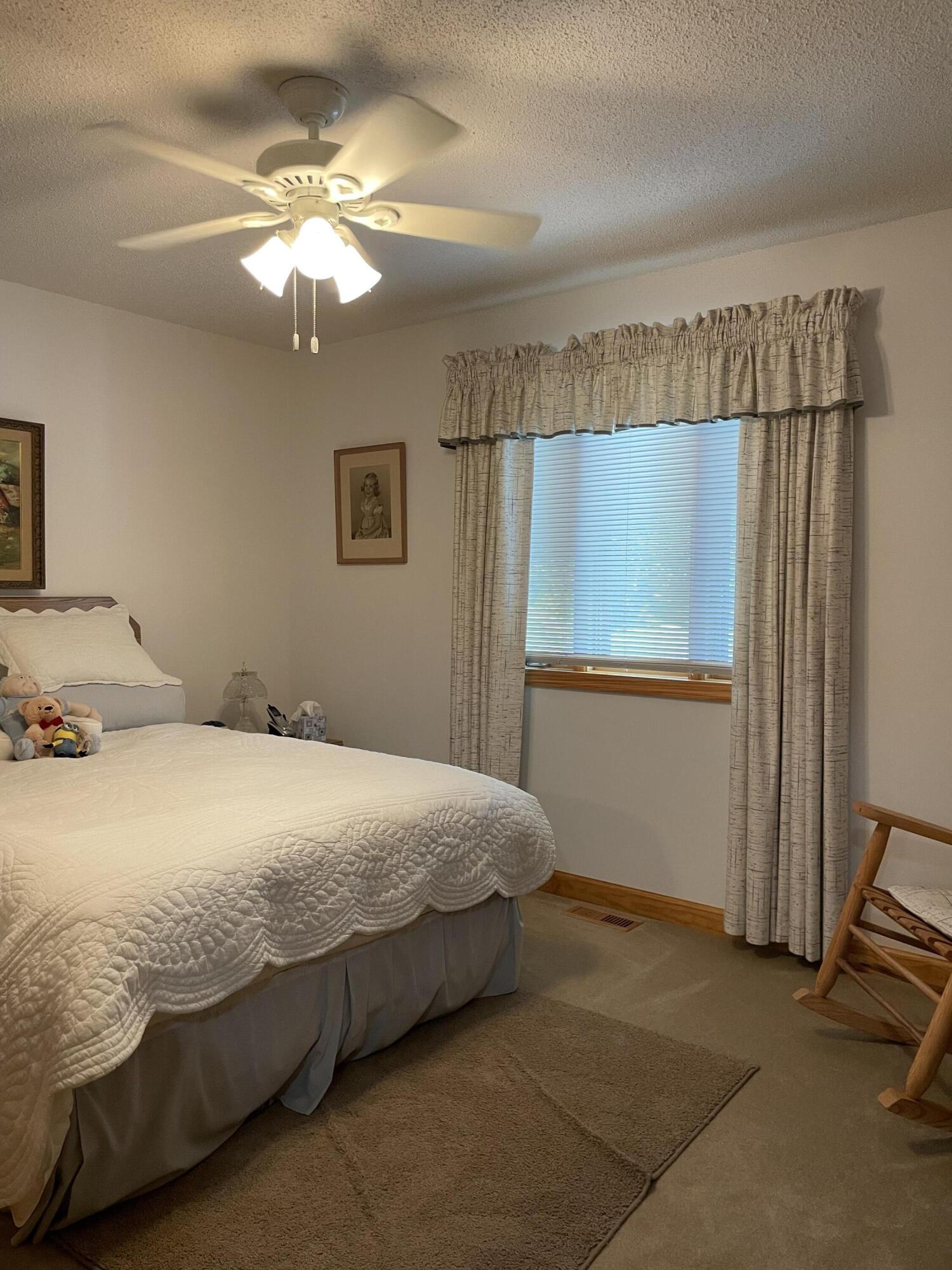 1649 Cove Pointe Road La Follette, TN 37766 - Photo 17 of 38 IMG_2207