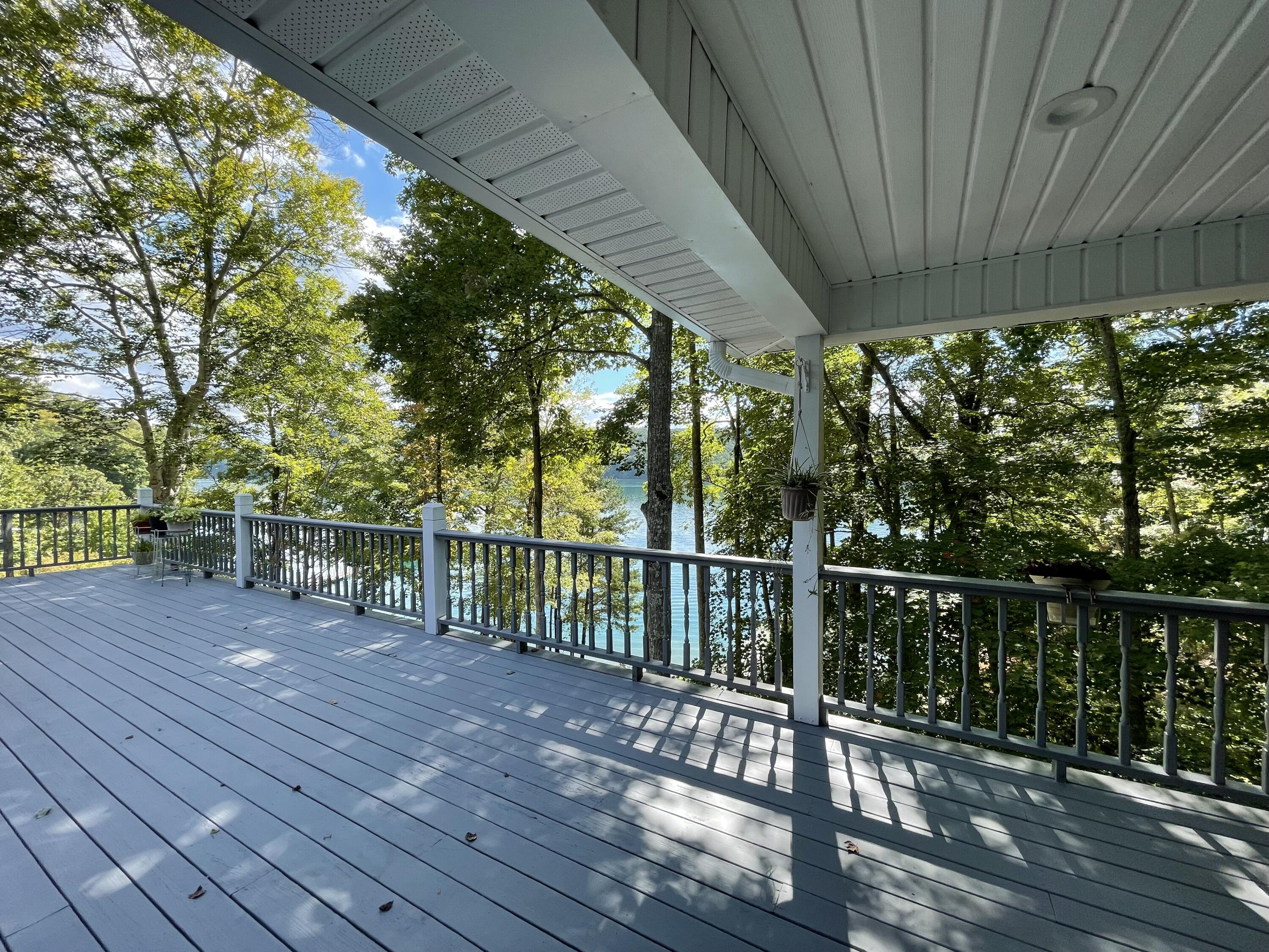 1649 Cove Pointe Road La Follette, TN 37766 - Photo 33 of 38 IMG_2221