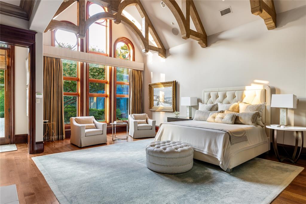 6009 Rose Grove Court Dallas, TX 75248 - Photo 16 of 39