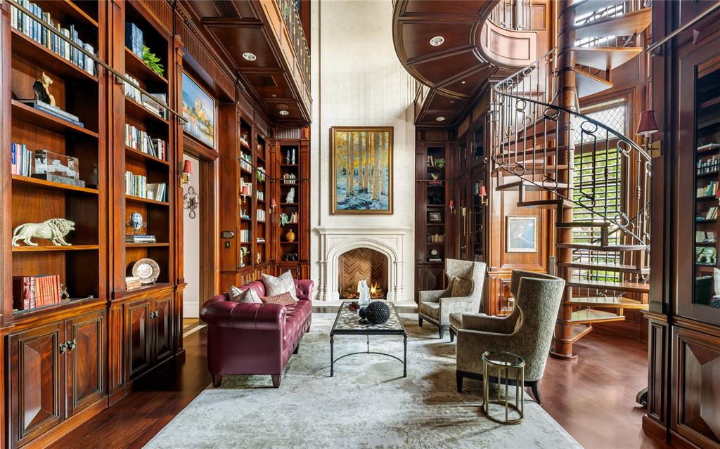 6009 Rose Grove Court Dallas, TX 75248 - Photo 4 of 39