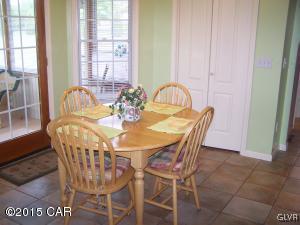 95 Ridgeview Drive Lehighton, PA 18235 - Photo 8 of 14 Breakfast Nook