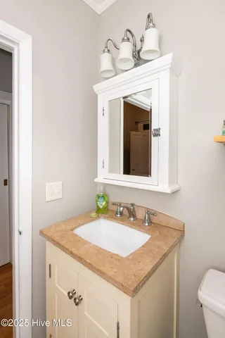 $2,200 | 2719 Castle Hayne Road, Wilmington, NC 28401