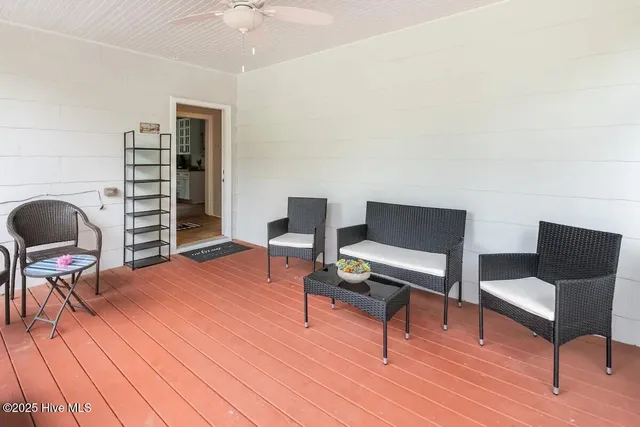 $2,200 | 2719 Castle Hayne Road, Wilmington, NC 28401
