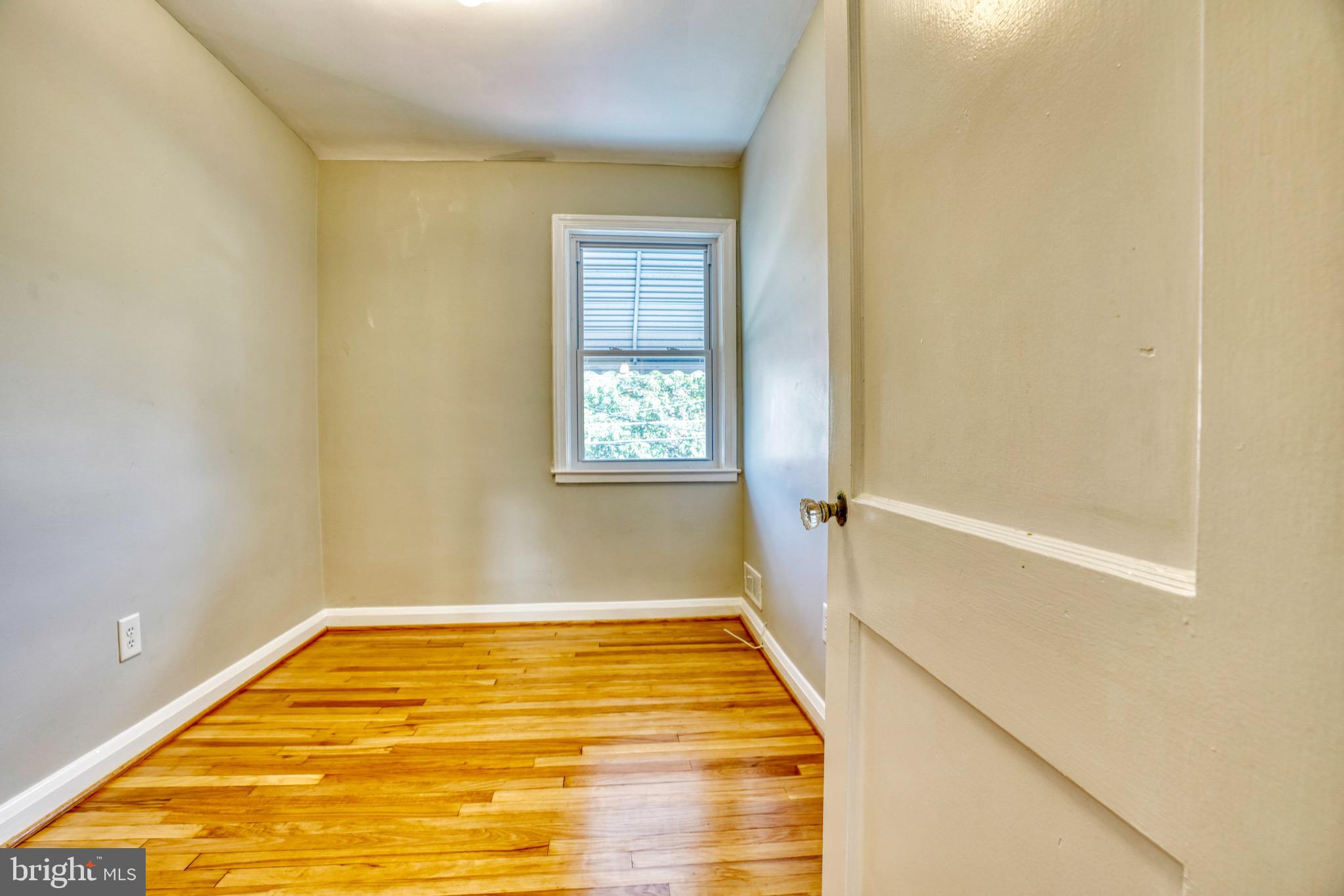 8351 Hillendale Road Parkville, MD 21234 - Photo 31 of 45