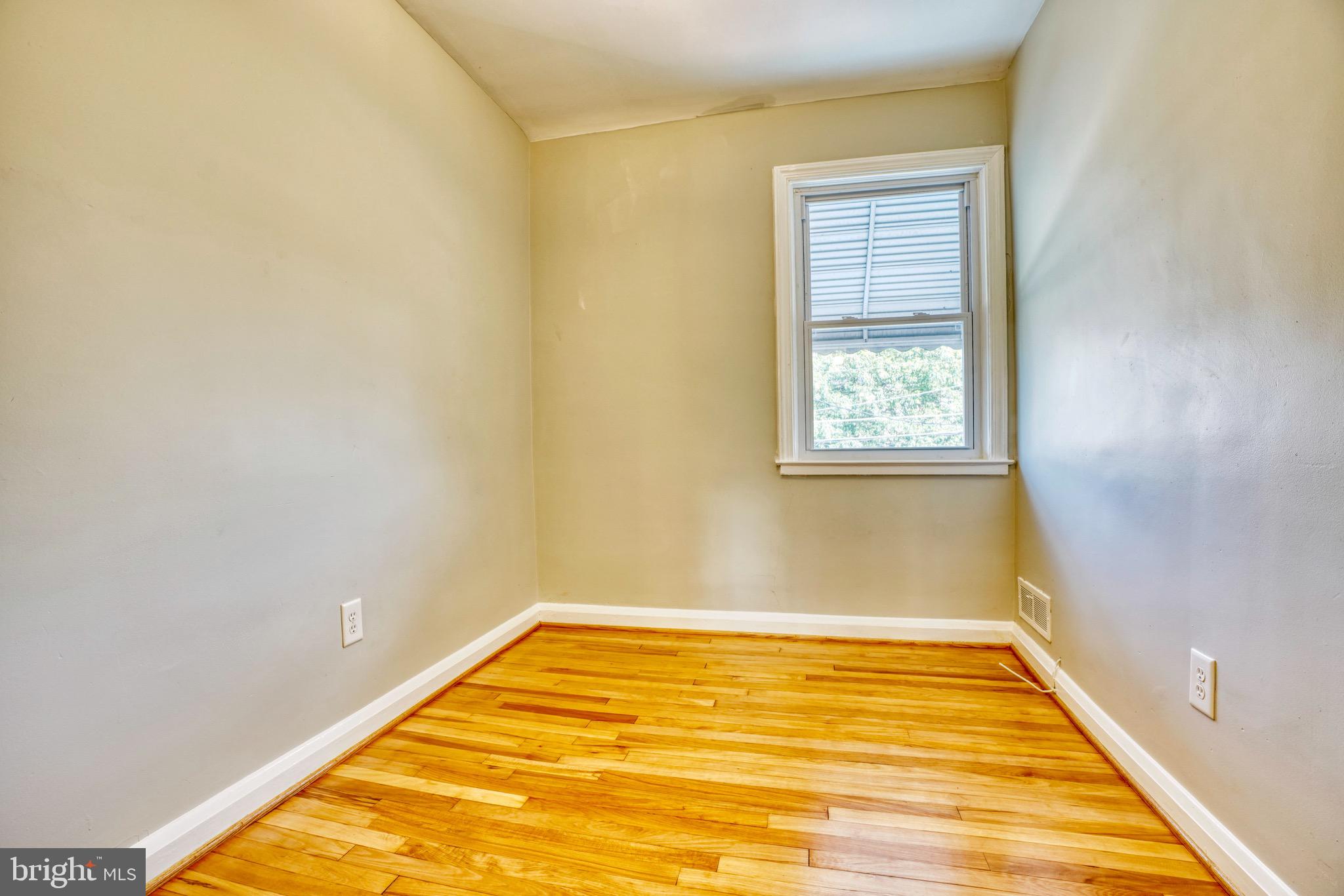 8351 Hillendale Road Parkville, MD 21234 - Photo 32 of 45