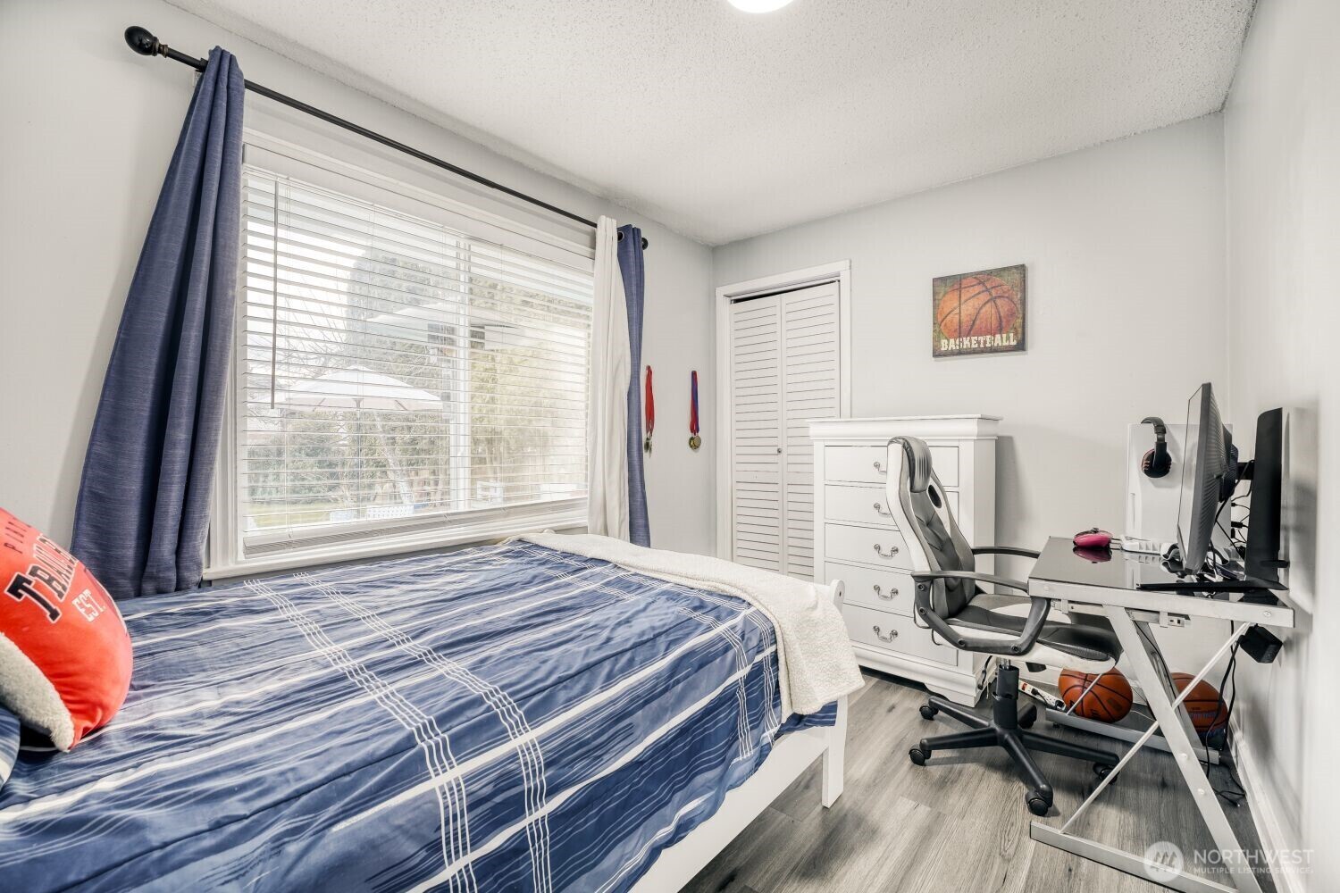 414 116th Place Southwest Everett, WA 98204 - Photo 17 of 29