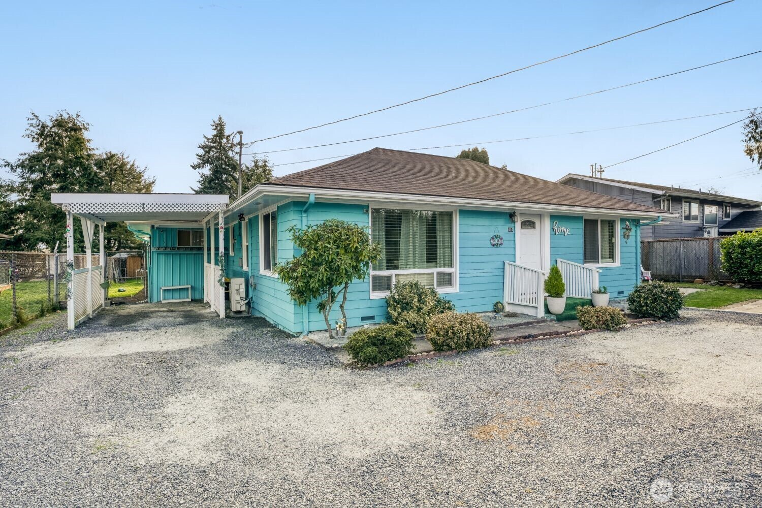 414 116th Place Southwest Everett, WA 98204 - Photo 2 of 29