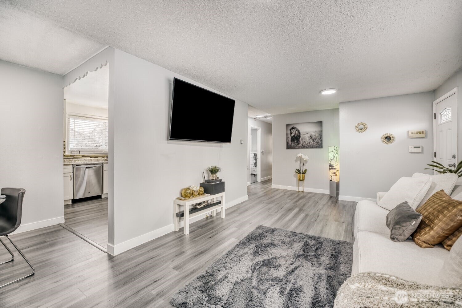 414 116th Place Southwest Everett, WA 98204 - Photo 7 of 29