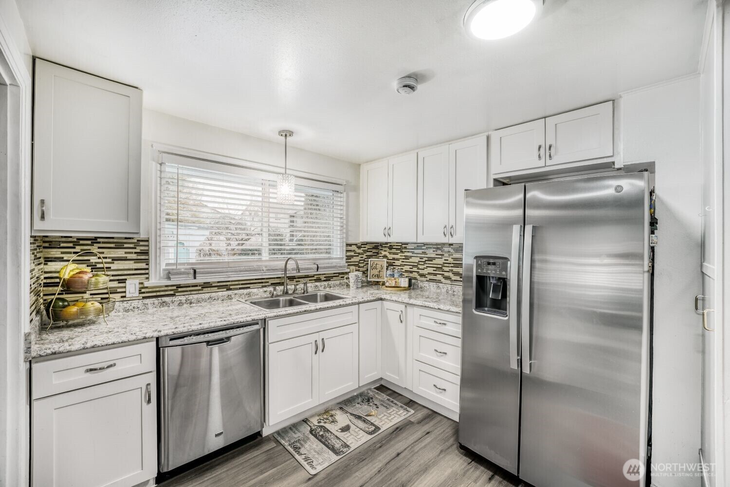 414 116th Place Southwest Everett, WA 98204 - Photo 9 of 29