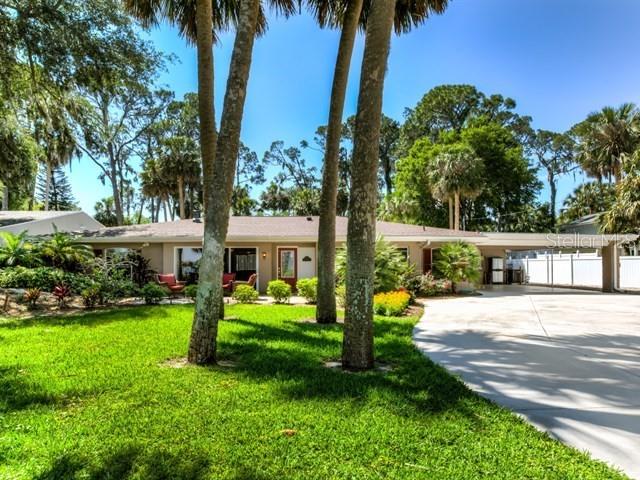 3015 Lakeshore Drive Mount Dora, FL 32757 - Photo 1 of 1 Mount Dora Waterfront Chain of Lakes.