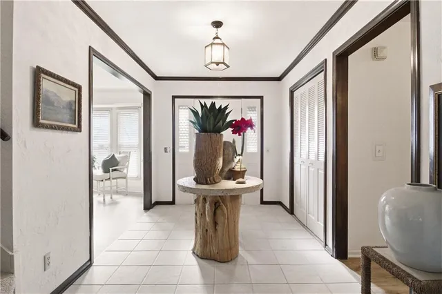 $595,000 | 2200 West 121st Street, Leawood, KS 66209