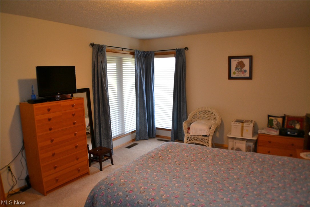 9055 Gatestone Road North Ridgeville, OH 44039 - Photo 23 of 49 Gallery Image 23