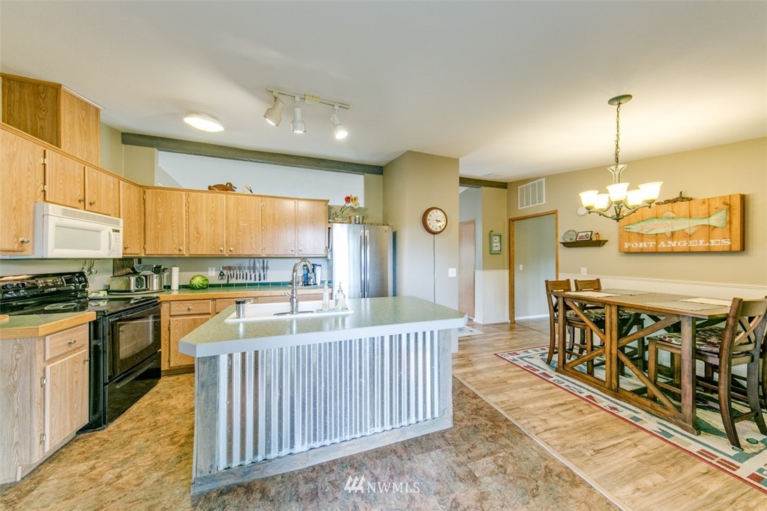95 Hoare Road Port Angeles, WA 98363 - Photo 12 of 25 Gallery Image 12
