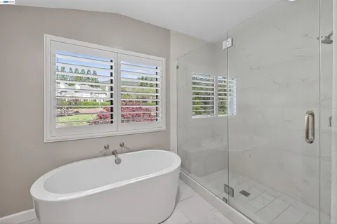 $2,295,000 | 513 Buttonwood Drive, Danville, CA 94506