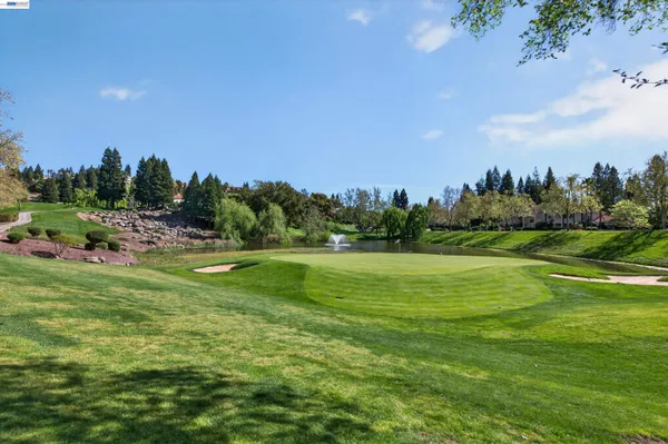 $2,295,000 | 513 Buttonwood Drive, Danville, CA 94506