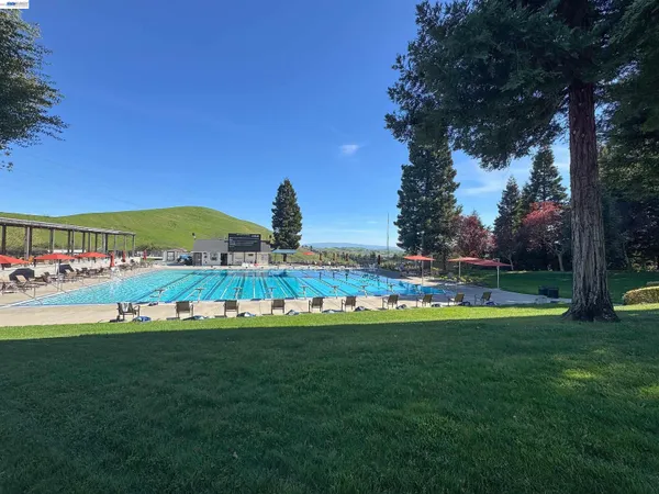 $2,295,000 | 513 Buttonwood Drive, Danville, CA 94506